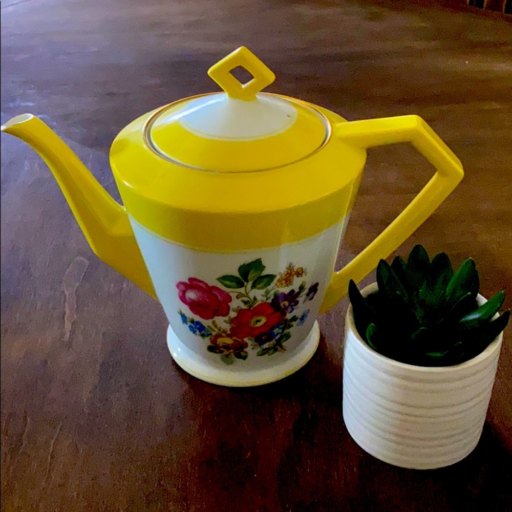 Noritake teapot